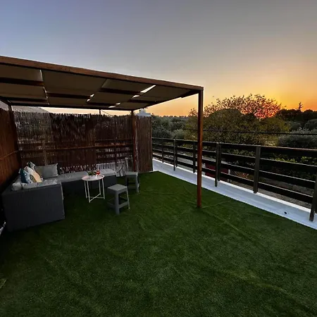 Dom wakacyjny Charavgi House