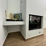 Ferienhaus Charavgi House