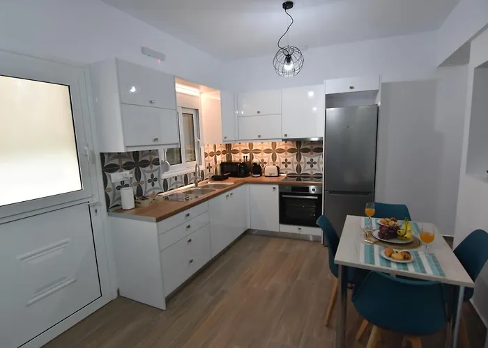 בית נופש Charavgi House *