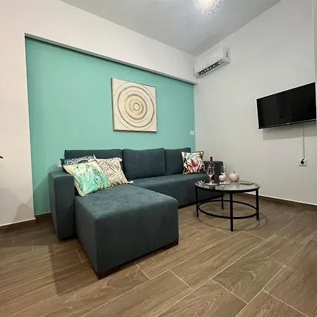 Feriehus Charavgi House *