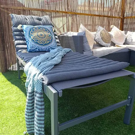 Tatil Evi Charavgi House